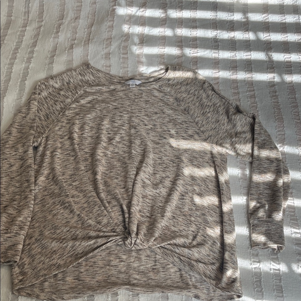 Time and Tru Women's Heathered Beige Knotted Top